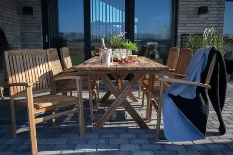 Zahradní stolky Norddan Zahradní jídelní stůl Rhys