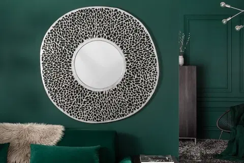 Luxusní a designová zrcadla Estila Art-deco kulaté nástěnné zrcadlo Hoja z kovové slitiny ve stříbrné barvy 112cm