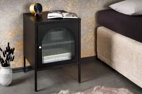 Noční stolky LuxD Designový noční stolek Taisiya 61 cm černý