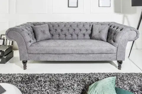 Luxusní a designové sedačky Estila Chesterfield pohovka Contessa v šedé barvě 230cm