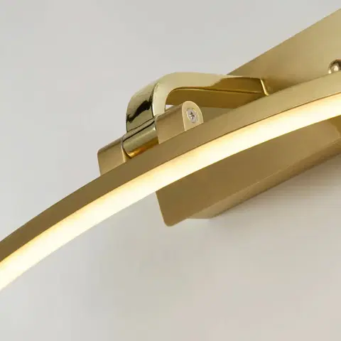 Osvětlení obrazů Searchlight Nástěnné svítidlo LED Santorini, šířka 40 cm, mosaz, výklopné