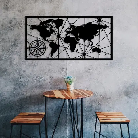 Bytové doplňky a dekorace Hanah Home Nástěnná kovová dekorace Mapa světa kompas 100x50 cm černá