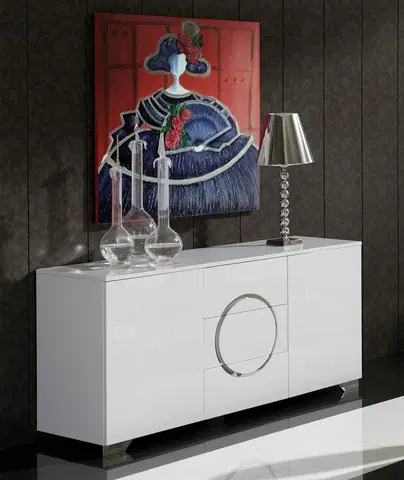 Luxusní příborníky a komody Estila Designový příborník Henning s dvířky a šuplíky v lesklé bílé barvě s chromovými nožičkami 160cm