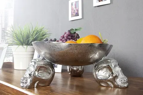Luxusní a designové košíky Estila Extravagantní originální dekorační mísa na ovoce Lebka 35cm stříbrná