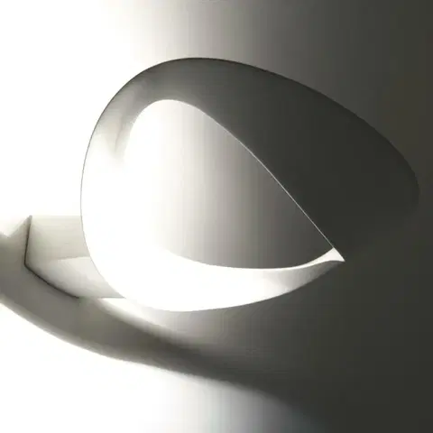 Designová nástěnná svítidla Artemide Mesmeri Led bílá 2700K 0918W10A