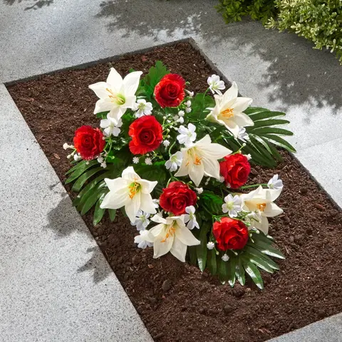Květinové dekorace Dekorace na hrob "Růže   lilie"