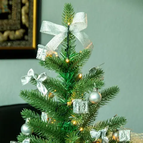 Umělý vánoční stromek STAR TRADING Vánoční stromek LED s dekorací ve stříbrné barvě