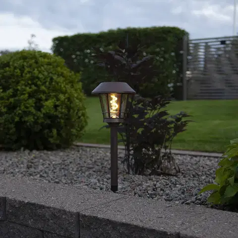 Sloupková světla STAR TRADING LED solární soklové světlo Fergus ve tvaru lucerny