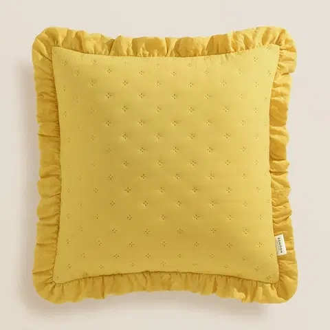 Dekorační povlaky na polštáře Romantický povlak na polštář MOLLY v hořčicově žluté barvě 45 x 45 cm