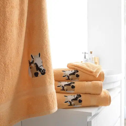 Ručníky Froté koupelnový textil s výšivkou koní