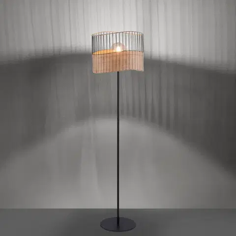 Stojací lampy JUST LIGHT. Stojací lampa Reed ze dřeva a kovu