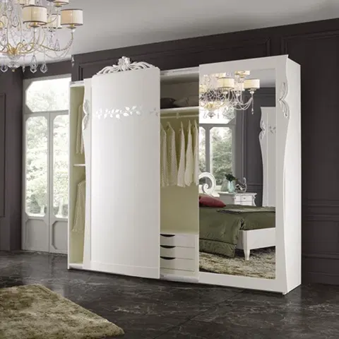 Stylové designové skříně Estila Luxusní klasická šatní skříň Aphrodite z masivního dřeva s ozdobným vyřezáváním a zrcadly 290cm