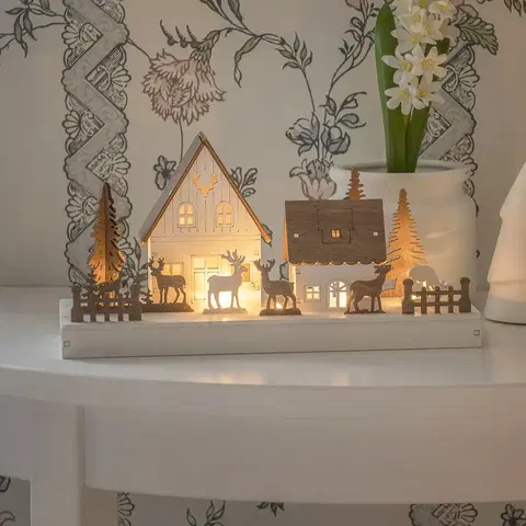 Vánoční vnitřní dekorace Konstsmide Christmas LED silueta Lesní domy se soby